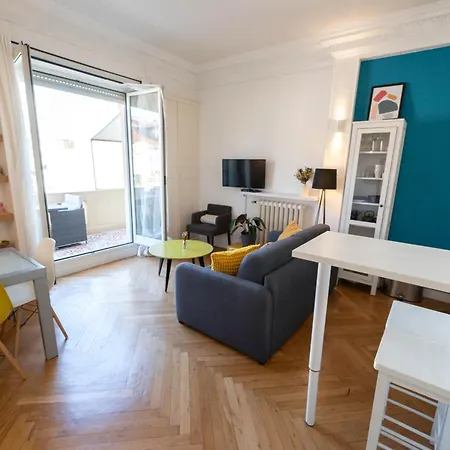 דירה Sl Joli 2pieces, Dernier Etage Avec Balcon 16 Shakespeare *